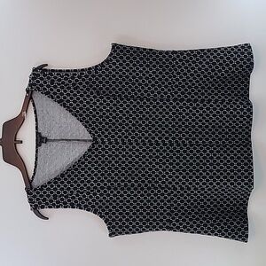 ANN TAYLOR FACTORY Women's Sleeveless V-Neck Black & White Blouse - Size X-Large